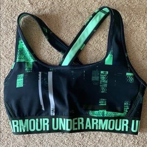 Women’ Under Armor Sports Bra